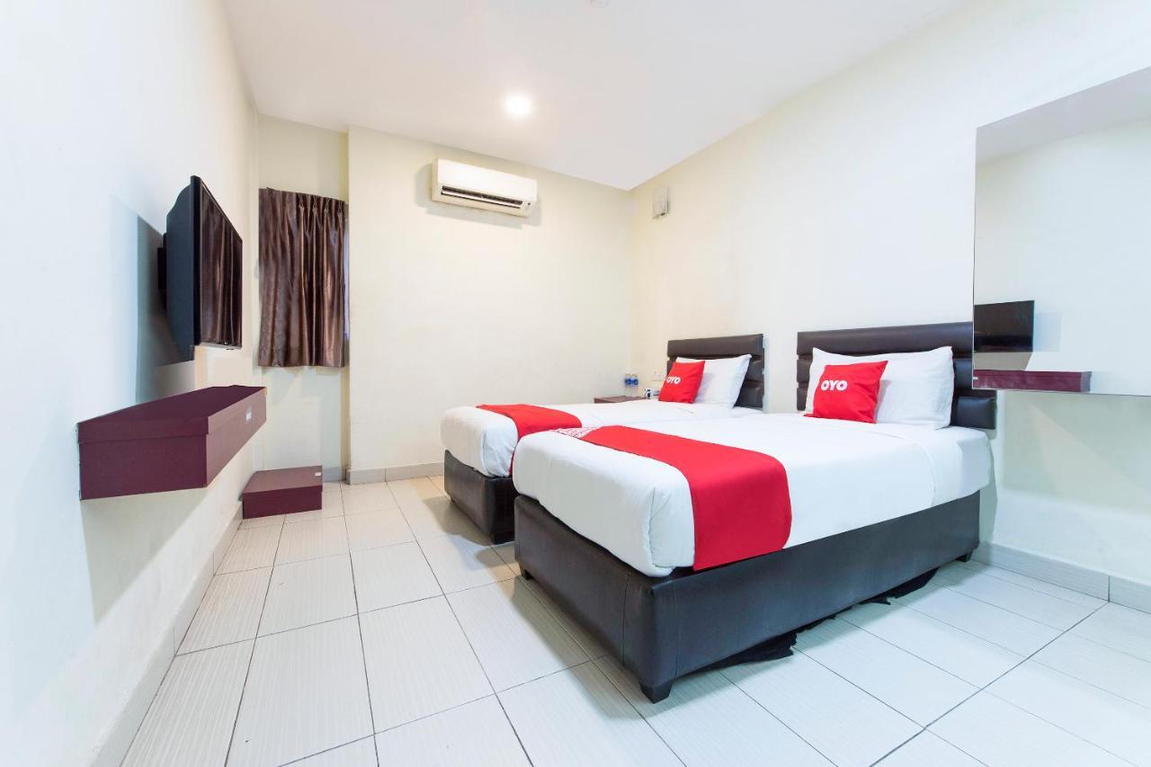 Super Oyo 90385 H3 Hotel Yong Peng المظهر الخارجي الصورة